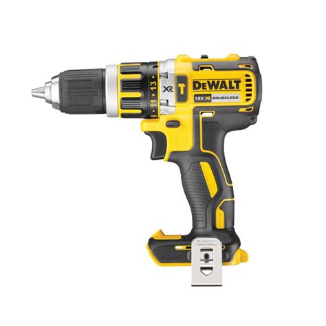 Ergonomický dizajn a rukoväť DeWalt DCD795M2