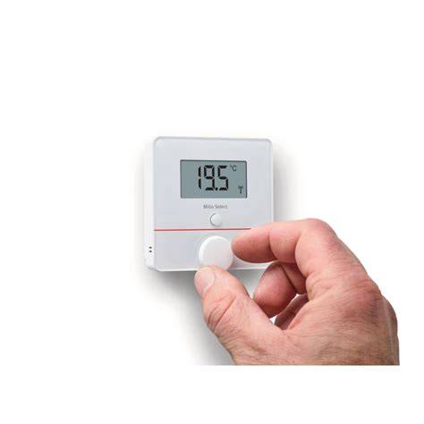 Prehľad rôznych typov termostatov (drôtové, bezdrôtové, smart) kompatibilných s kotlami Protherm